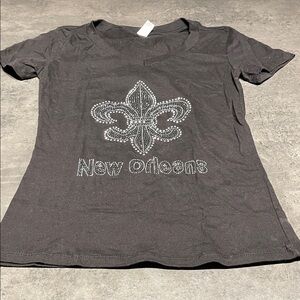 Black New Orleans Graphic Women's Tee